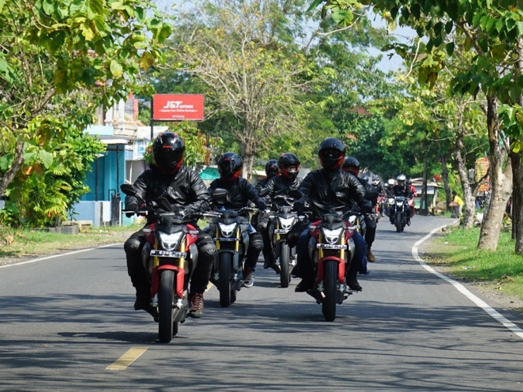 Komunitas Honda Uji Ketangguhan All New CB150R Streetfire Sejauh 500 Km