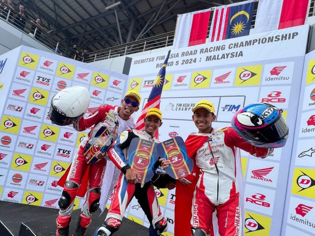 Adenanta Putra dan Veda Ega Pratama Raih Podium di Sepang untuk Astra Honda Racing Team