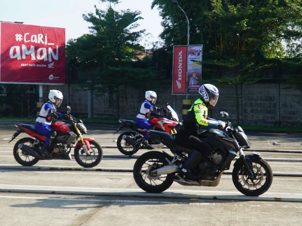 Polres Kota Cimahi dan DAM Perkuat Keselamatan Berkendara dengan Kompetisi Safety Riding