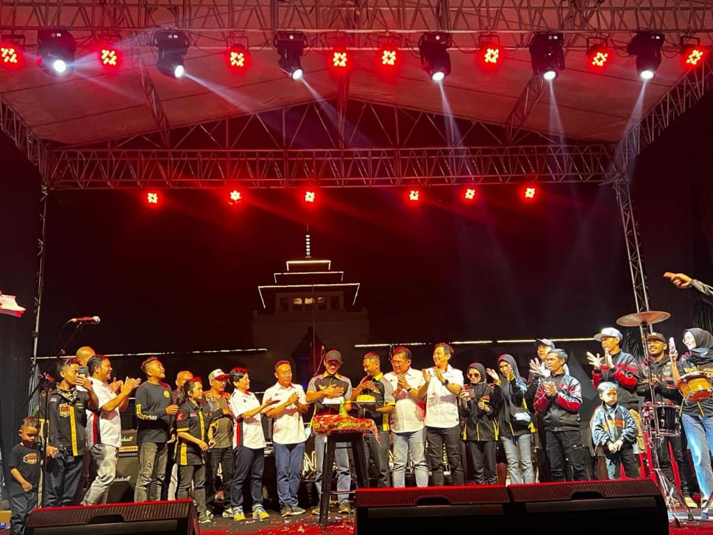 Anniversary 15 Tahun HBRC Semarakkan Regional Public Launching New Honda BeAT di Bandung
