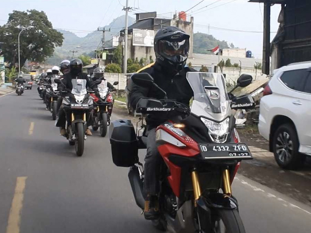 “Honda CB150X Touring To Ciwidey” Membuat Kita “Tetap Satu Hati”