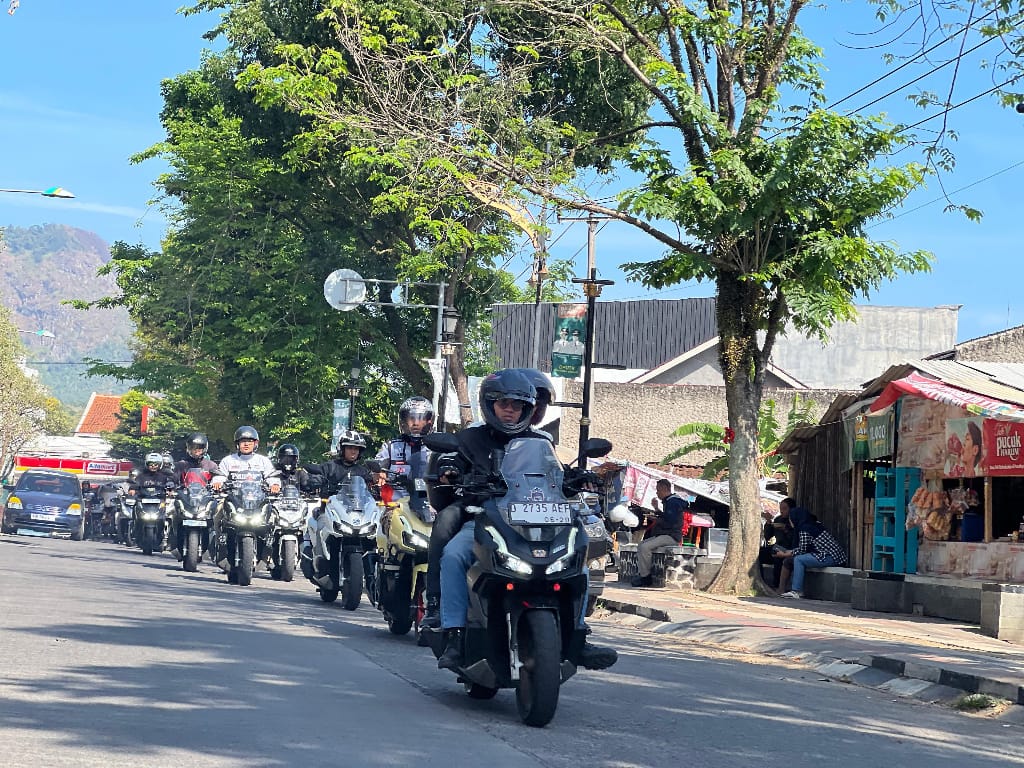 Semangat Kebersamaan Bikers Honda Jawa Barat Menuju Honda Bikers Day 2024