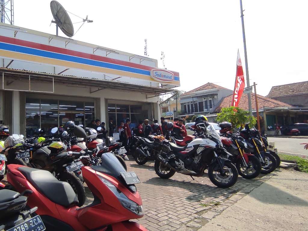 Sering Diabaikan, Tips Sederhana Hindari Pencurian Sepeda Motor Saat Parkir