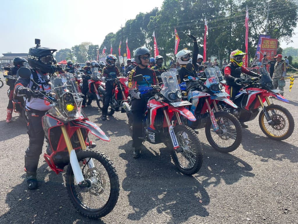 Bikers Honda Meriahkan Trabas Merdeka 21