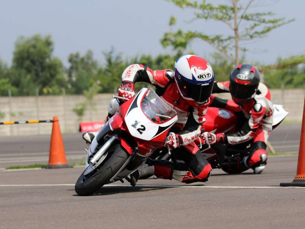 AHM Kembali Gelar Sekolah Balap Astra Honda Racing School (AHRS)