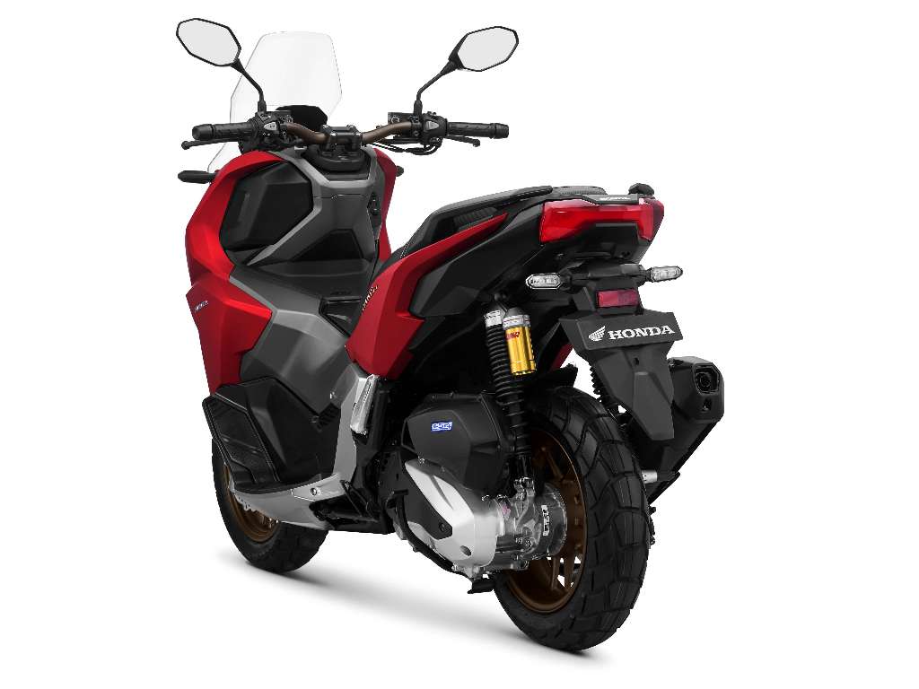 Mengapa Velg Belakang ADV160 dan PCX160 Cuma 13 Inch, Ini Alasannya