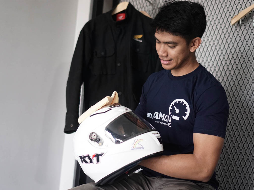 Tips Merawat Riding Gear Selama Work From Home