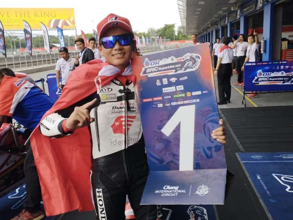 Gunakan Honda NSF250R, Decksa Almer Sapu Bersih Thailand Talent Cup 2023